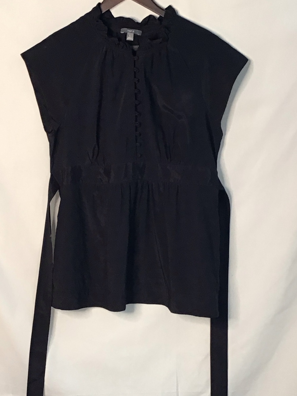 Apt. 9 Black Ruffle-Neck Cap Sleeve Blouse